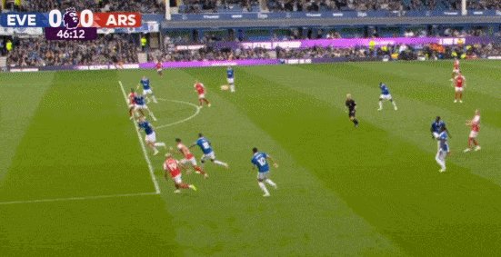 1694970532875042432.gif 夫妇 (2).gif