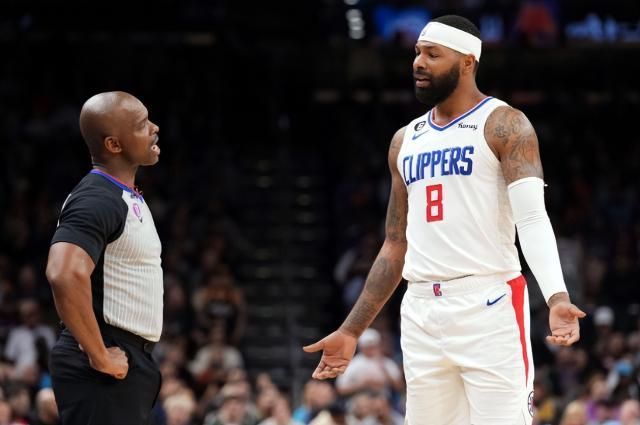 B体育登录-天亮了？莫里斯被撤下首发 快艇41次助攻轻取公牛