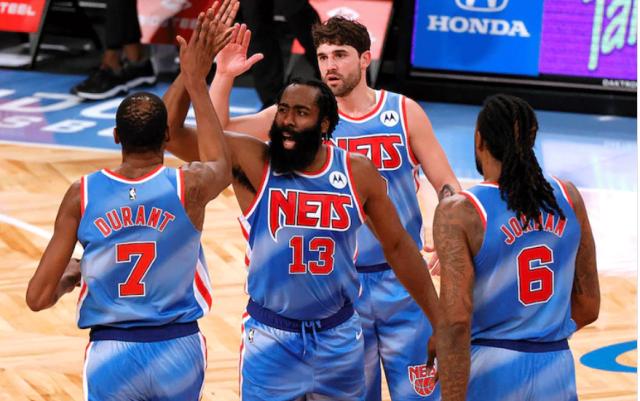 B体育登录-哈登首秀三双创造历史 篮网末节发力险胜魔术